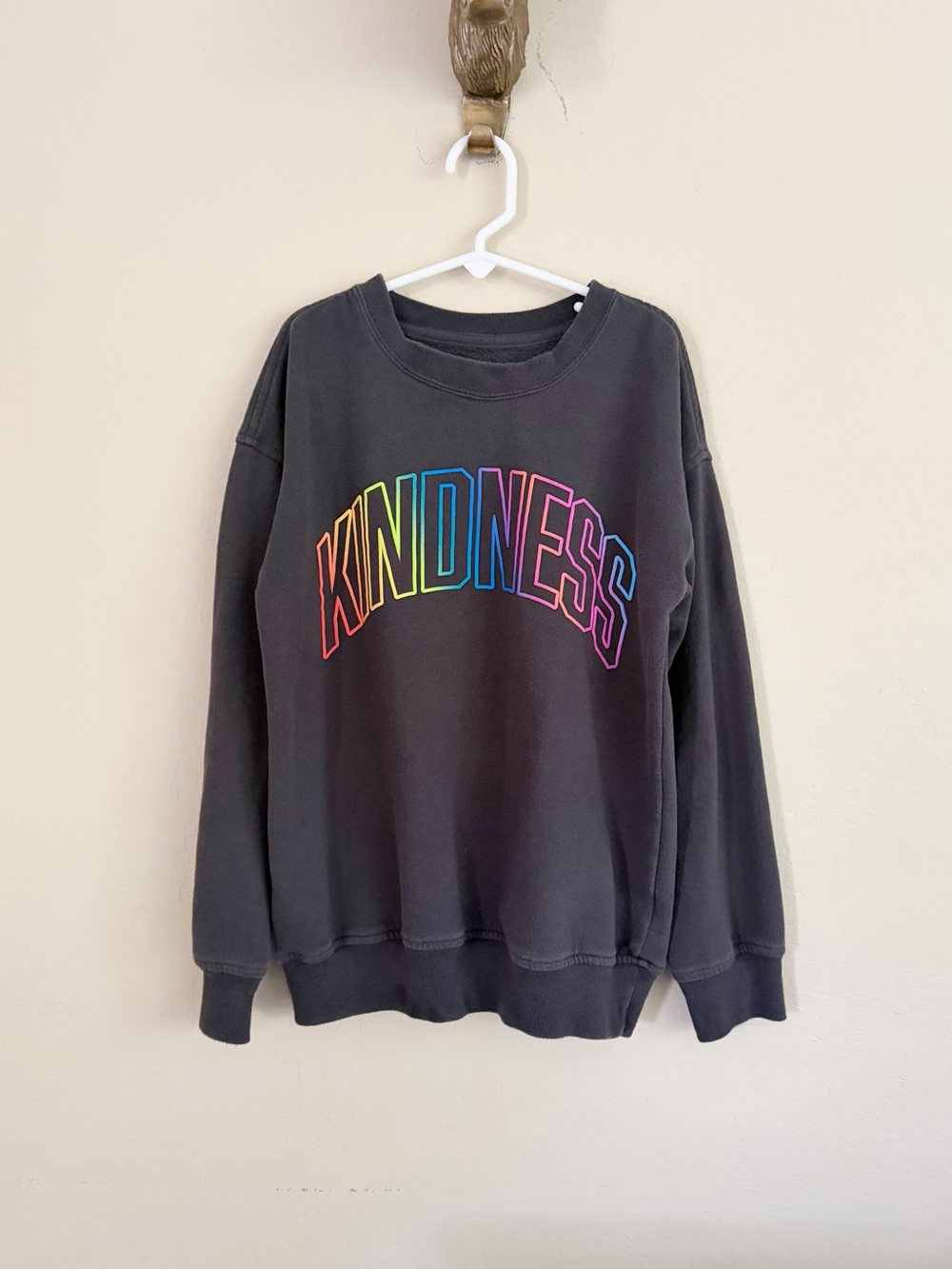 Abercrombie & Fitch Kindness Pullover Sweatshirt • 9/10 Years